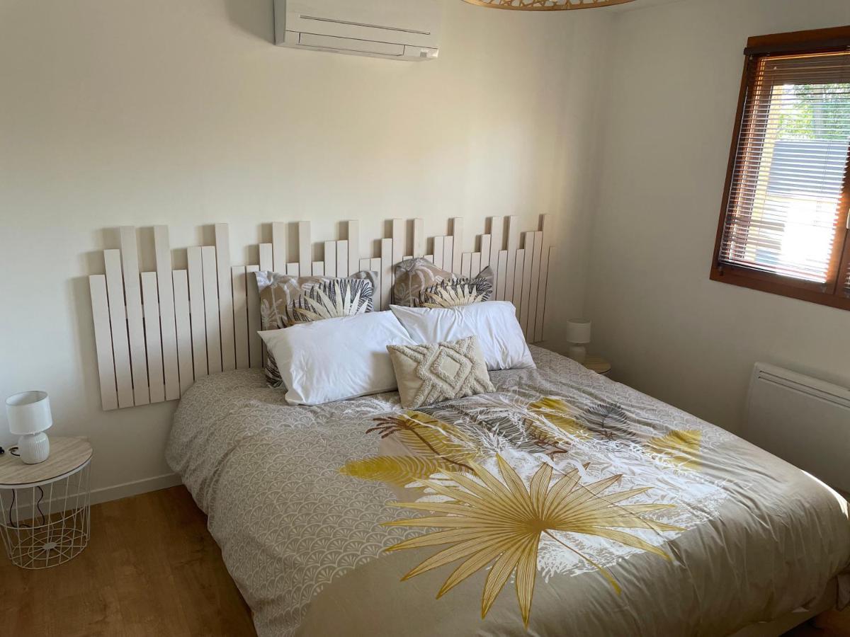 Saint-Victor-de-Morestel Le Double C Bed & Breakfast エクステリア 写真